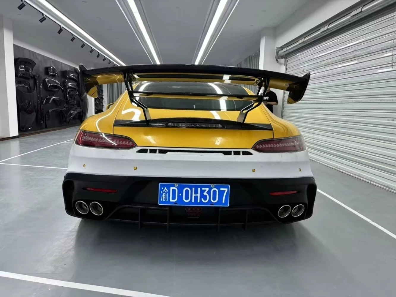 Black Series Spoiler Wing Excellent Quality Fast Delivery Dry Carbon Fiber Body Kits for